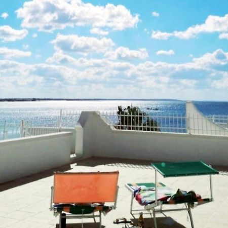 Fronte Mare In Centro Covered Parking Torre Lapillo Exterior foto
